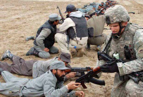 Tropas americanas entrenando al ANA Afganistán