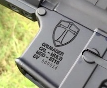  “El Cruzado”, un rifle anti terroristas musulmanes.